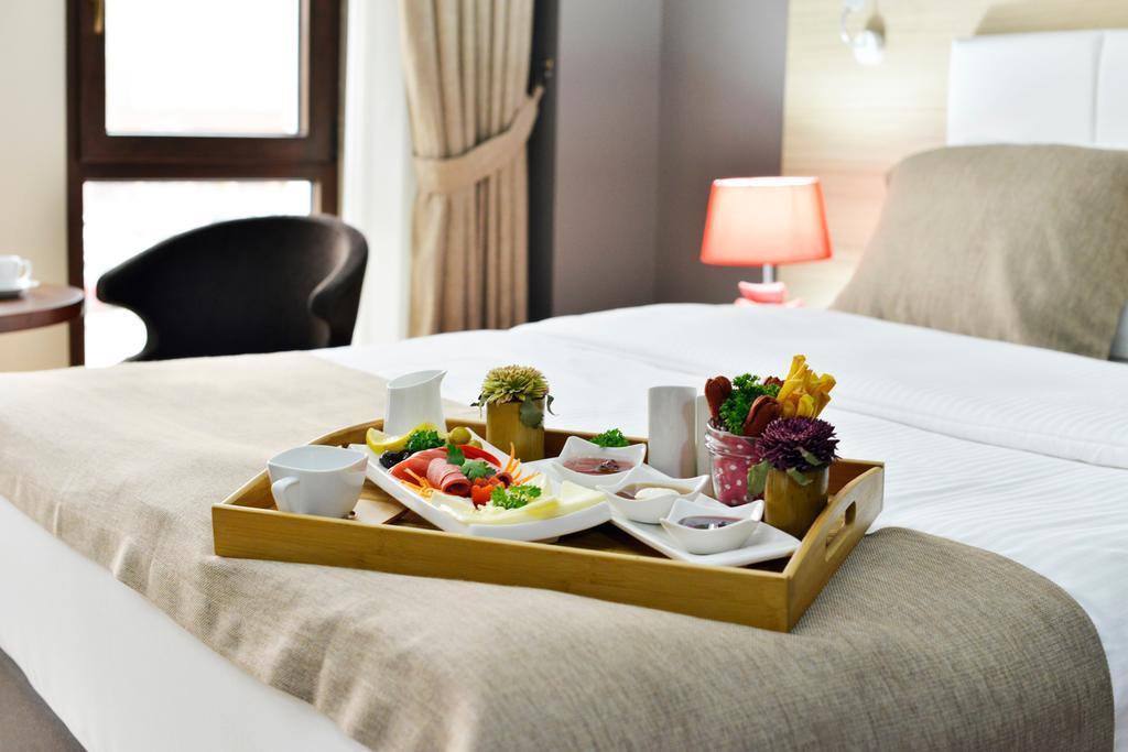 Arus Hotel Εσκίσεχιρ Εξωτερικό φωτογραφία